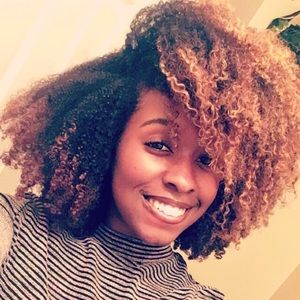 Meet your Posher, Chanelle